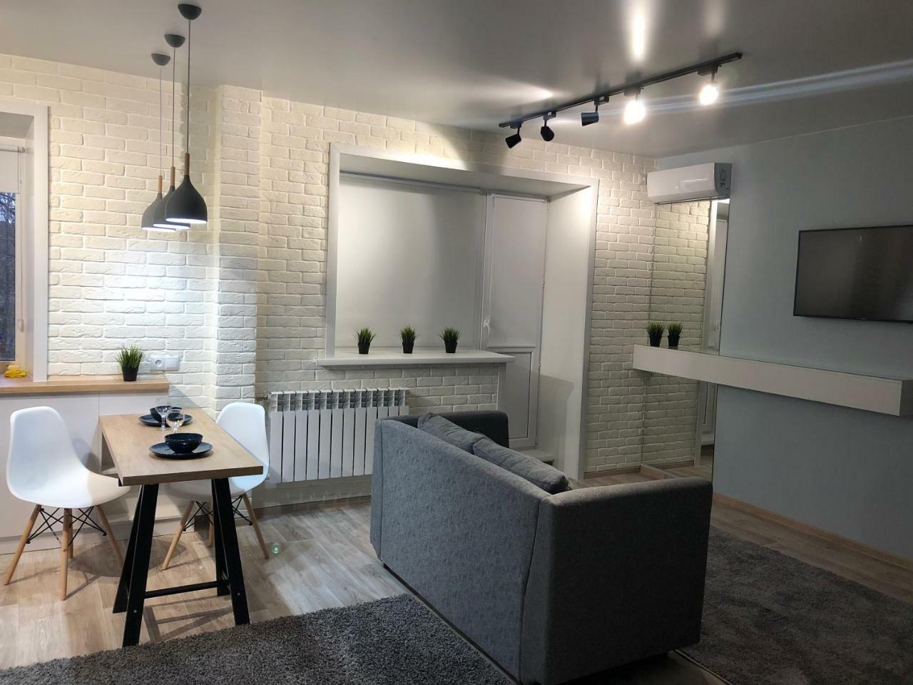 Студия "Loft" Appartamento Pavlodar Esterno foto